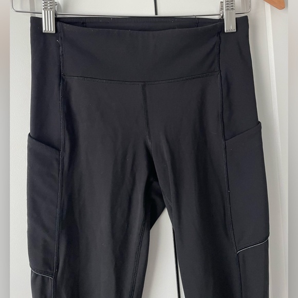 Lululemon Speed Up Tight *Full-On Luxtreme 28" Sz 4 in Black - Picture 9 of 13